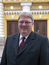 Alkon Toimihenkilöiden puheenjohtaja Juri Helmiö