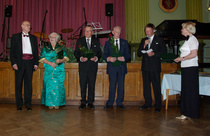 Ansiomerkin saivat Jorma Söderholm, Raija Kärpijoki, Leo Mäkinen ja Olavi Koivu